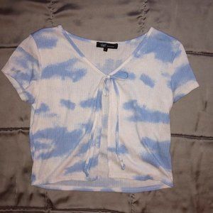 blue & white tie dye tie front tee